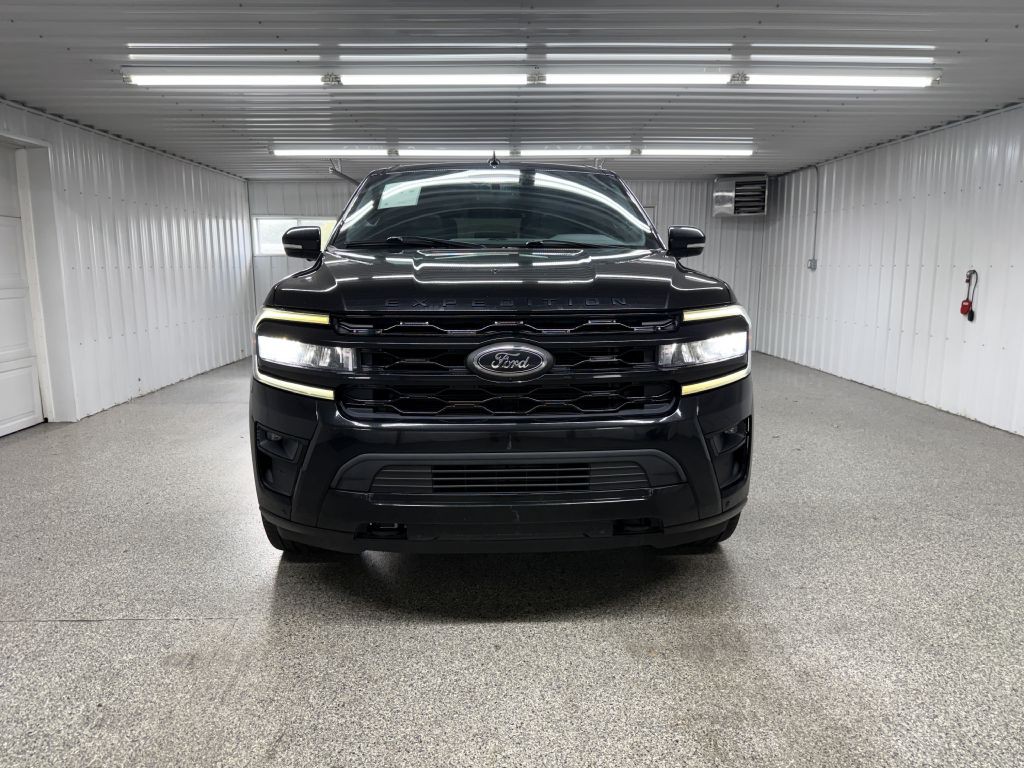 2022 Ford Expedition Image 2