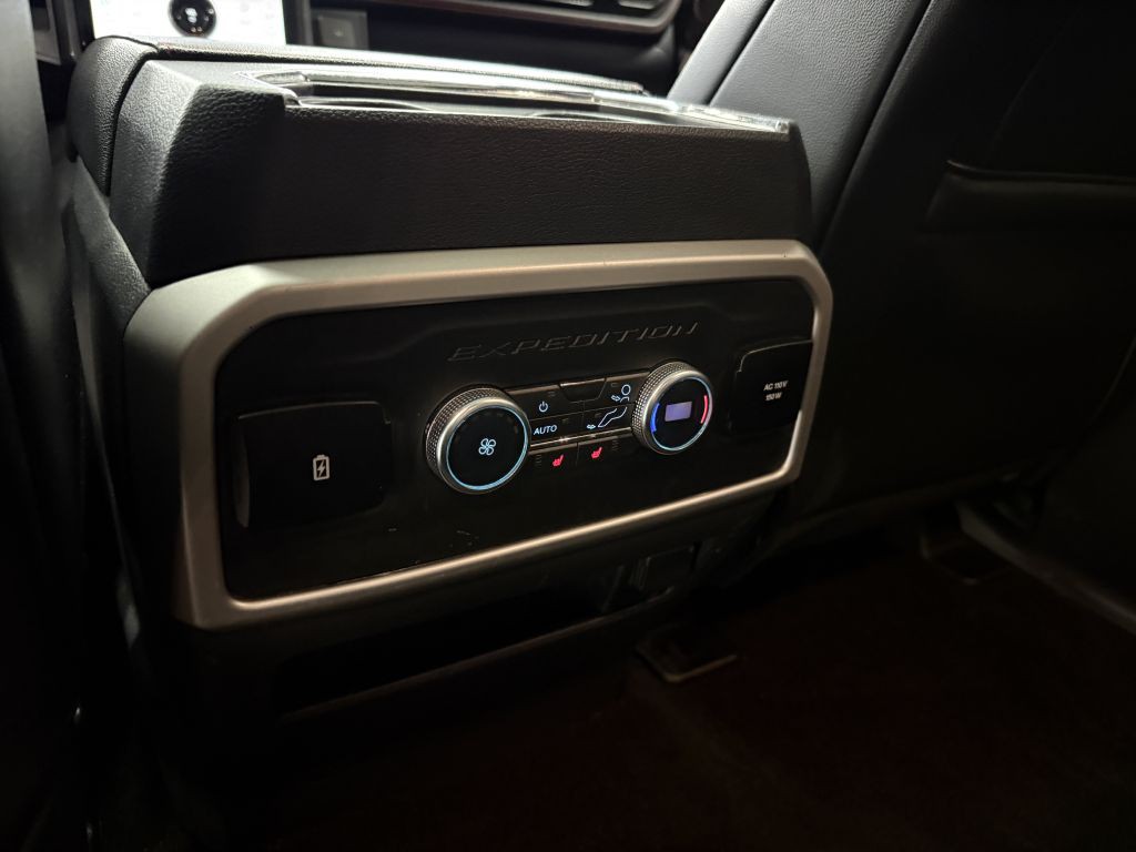 2022 Ford Expedition Image 26
