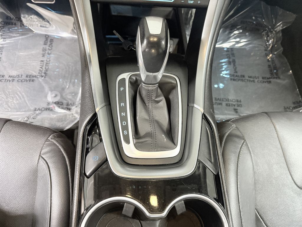 2015 Ford Fusion Image 21