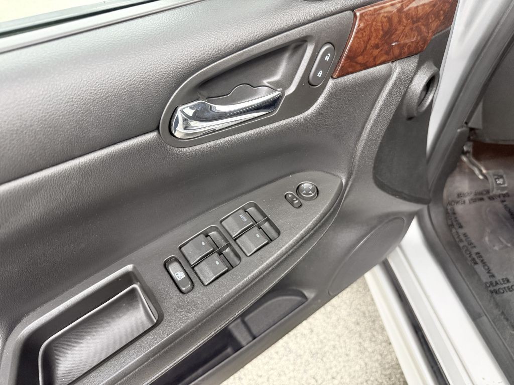 2011 Chevrolet Impala Image 22
