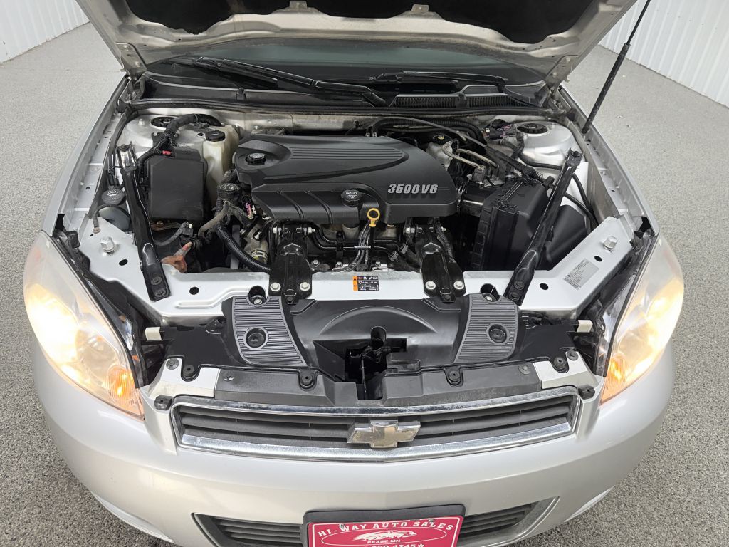 2011 Chevrolet Impala Image 33