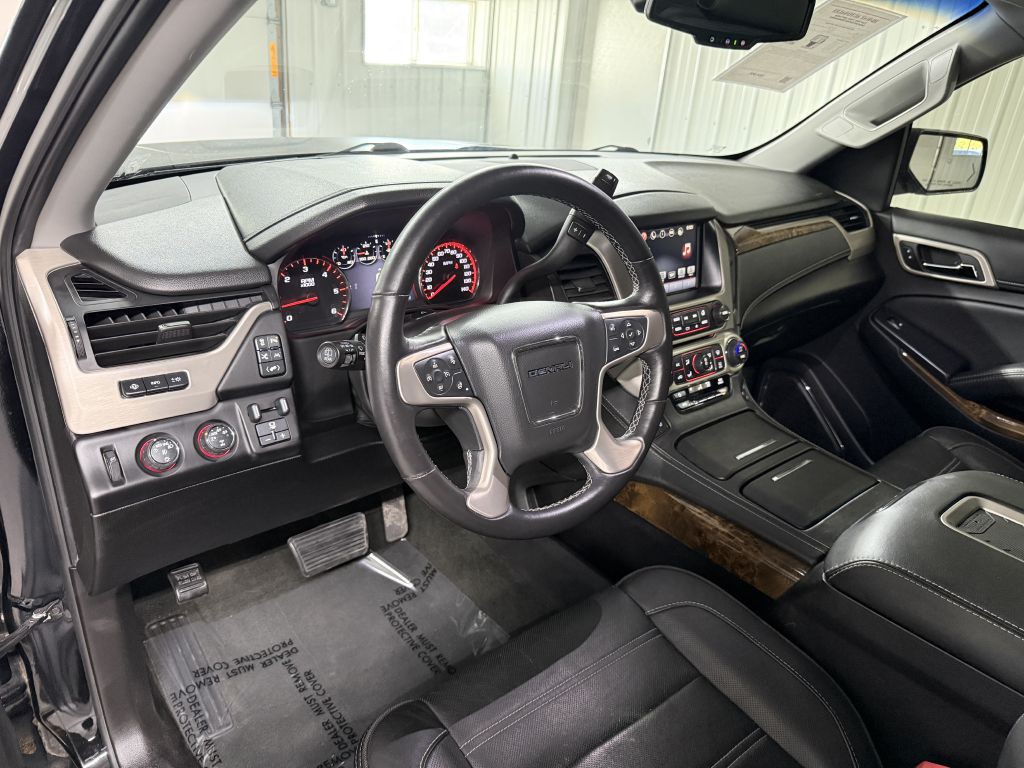 2016 GMC Yukon Image 17