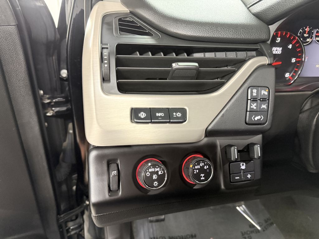 2016 GMC Yukon Image 18
