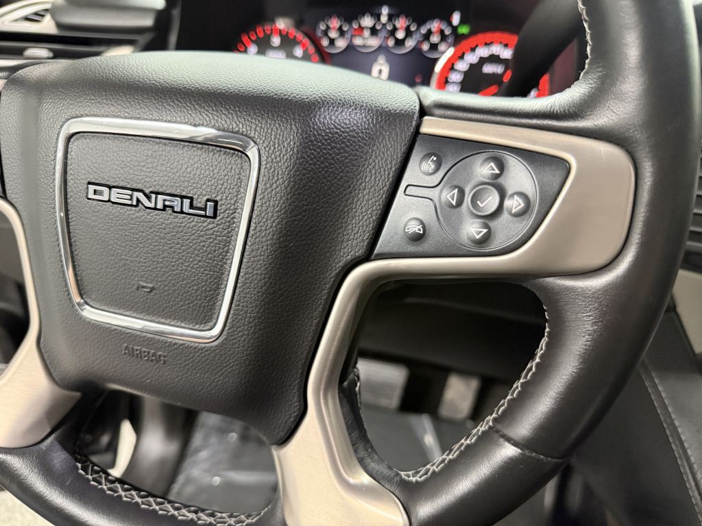 2016 GMC Yukon Image 22