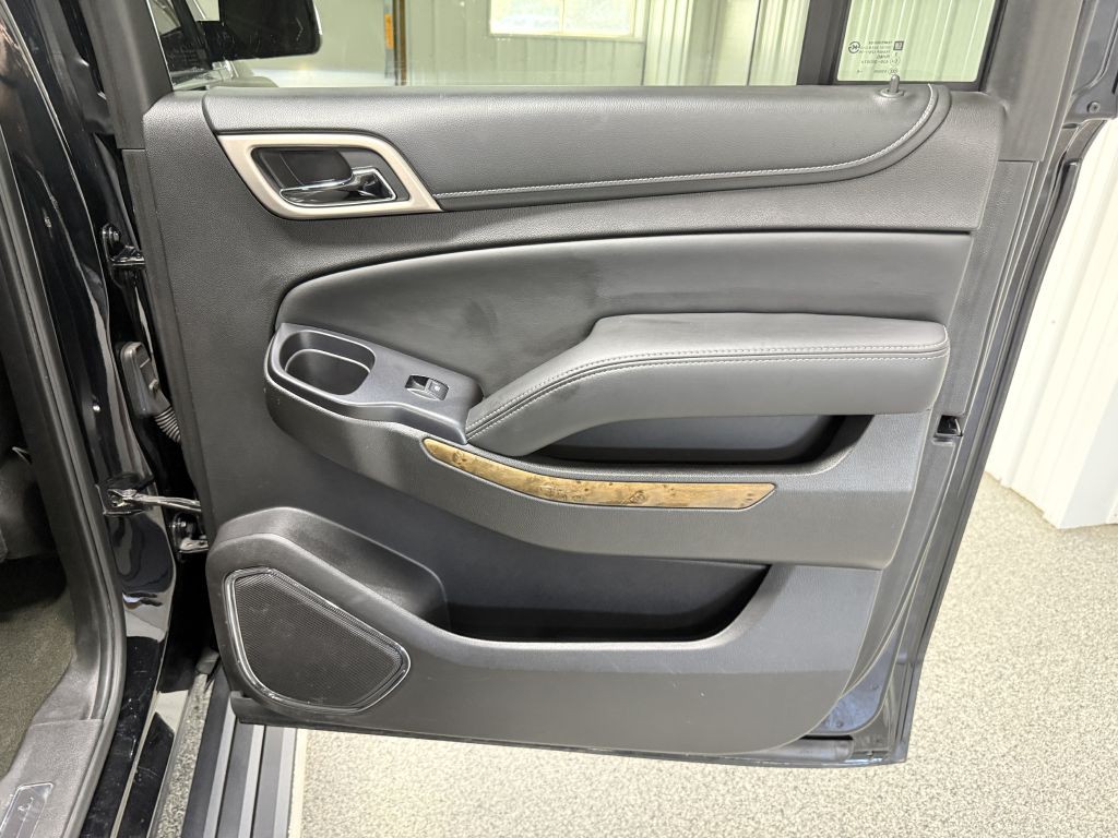 2016 GMC Yukon Image 40
