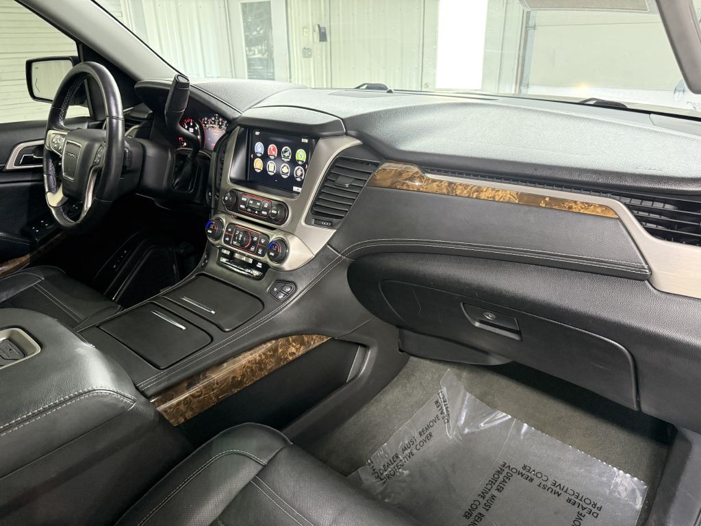 2016 GMC Yukon Image 43