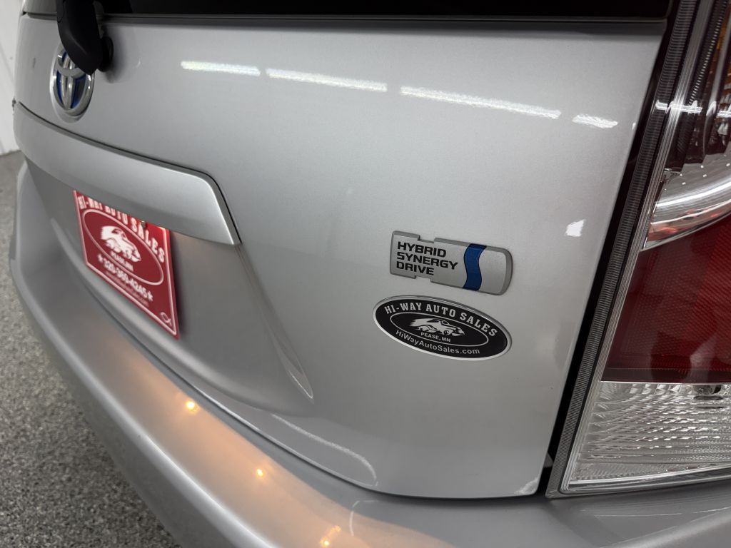 2015 Toyota Prius Image 7