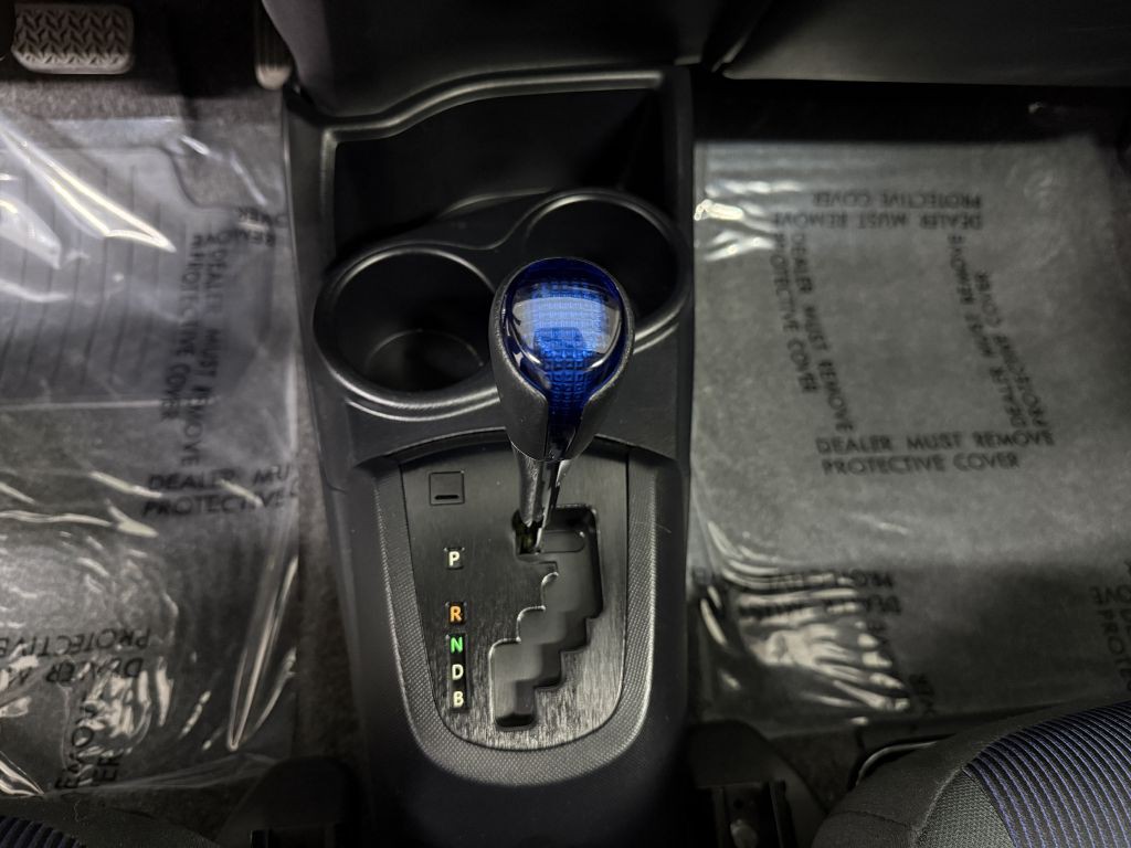 2015 Toyota Prius Image 17