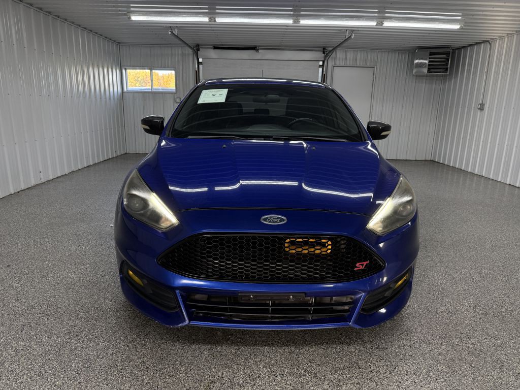 2015 Ford Focus Image 2