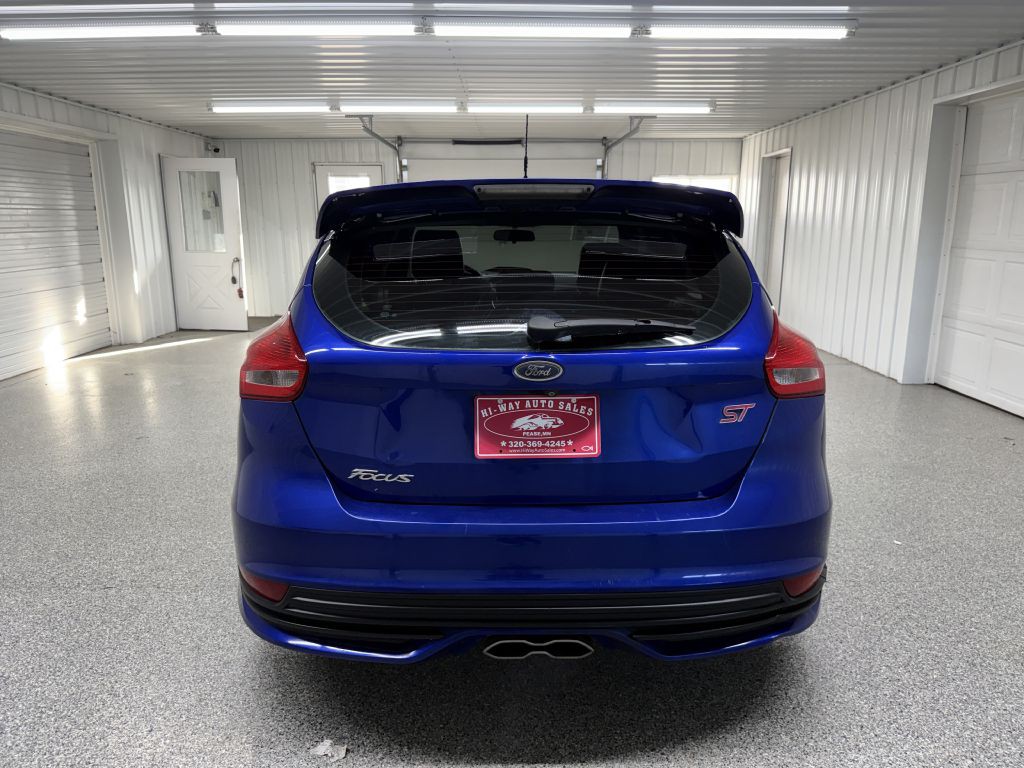 2015 Ford Focus Image 5