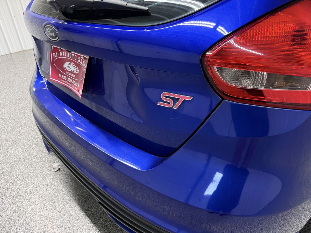 2015 Ford Focus Image 7