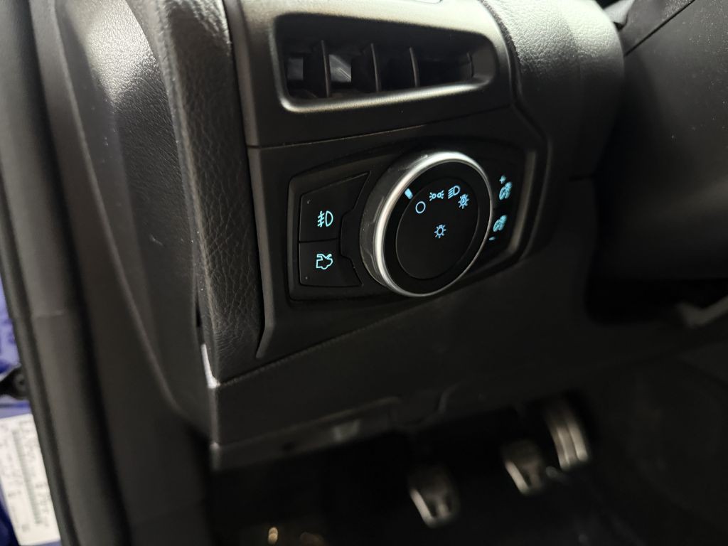 2015 Ford Focus Image 14