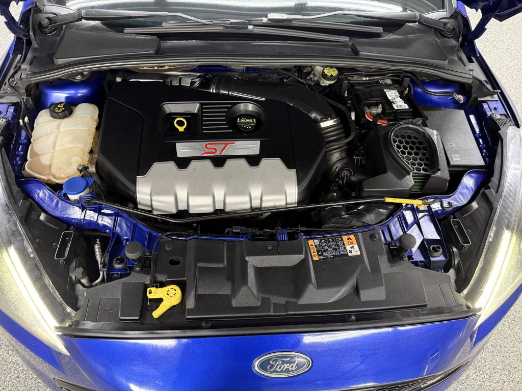 2015 Ford Focus Image 35