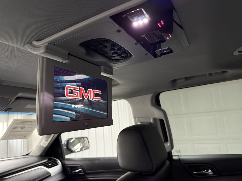 2020 GMC Yukon Image 32