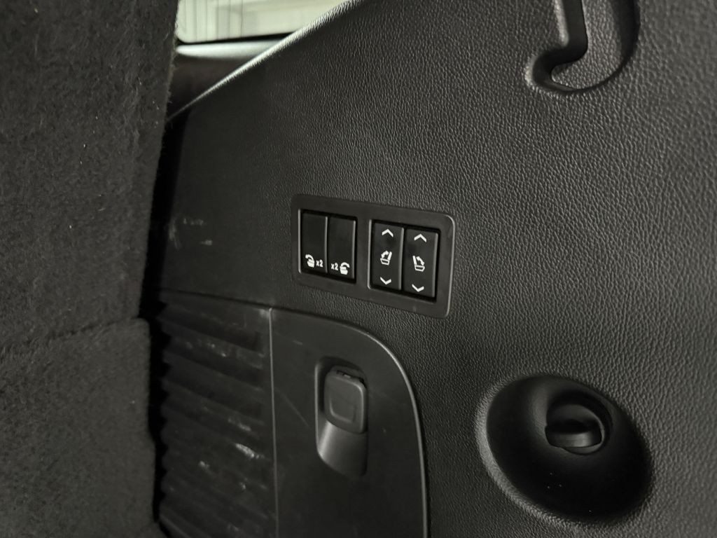 2020 GMC Yukon Image 36
