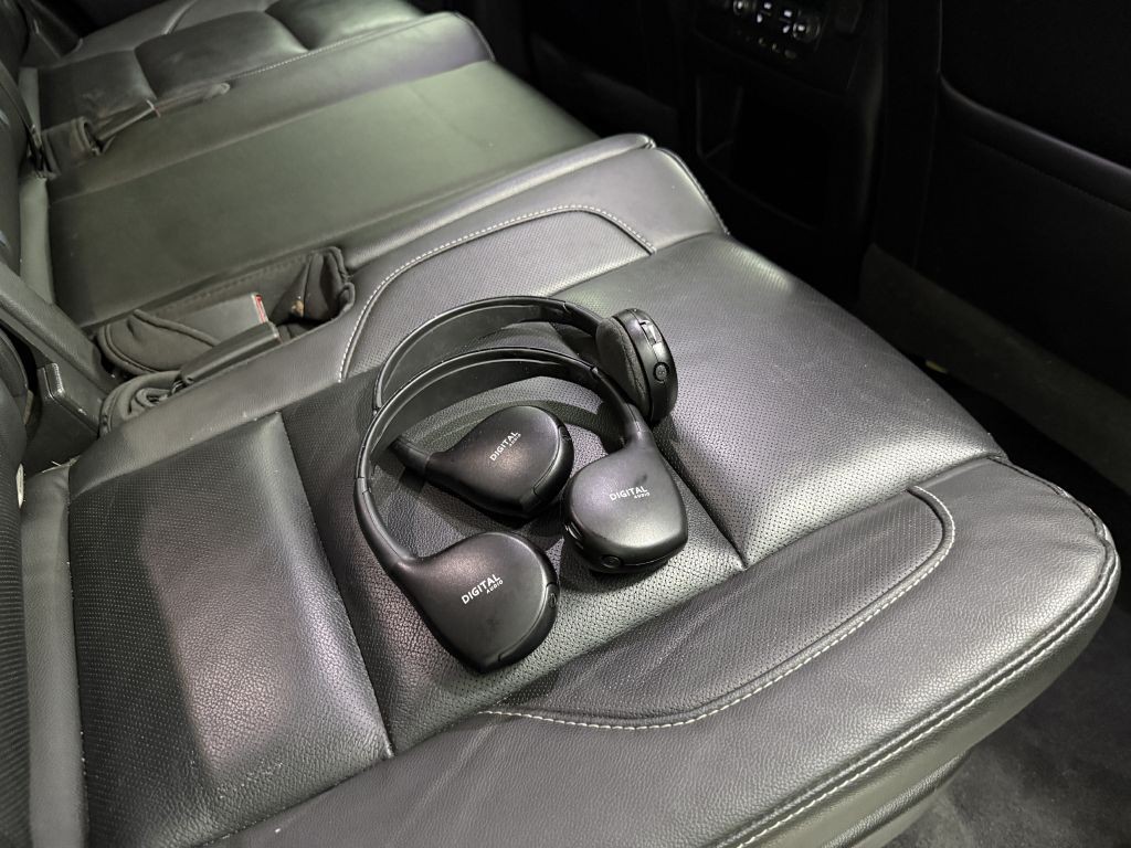 2020 GMC Yukon Image 40