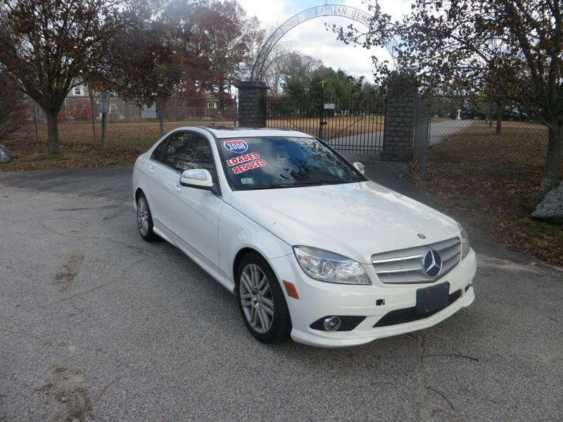 2008 Mercedes-Benz C-Class Image 2
