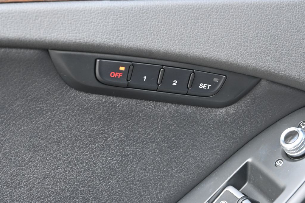 2013 Audi A4 Image 26