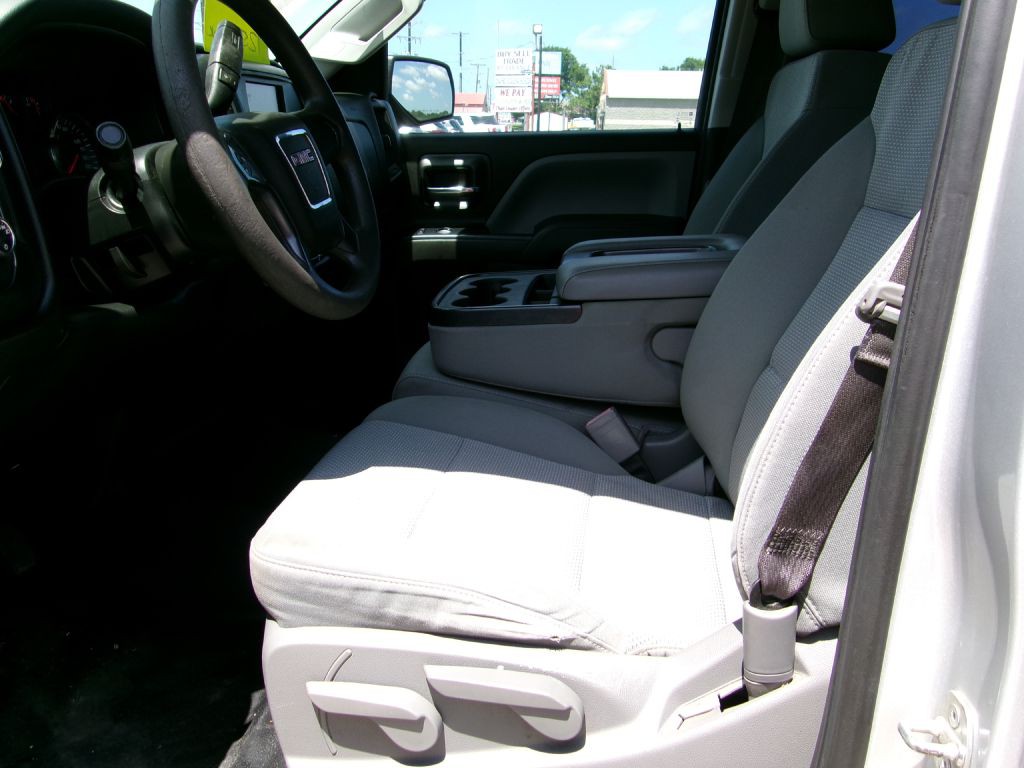 2017 GMC Sierra Image 7
