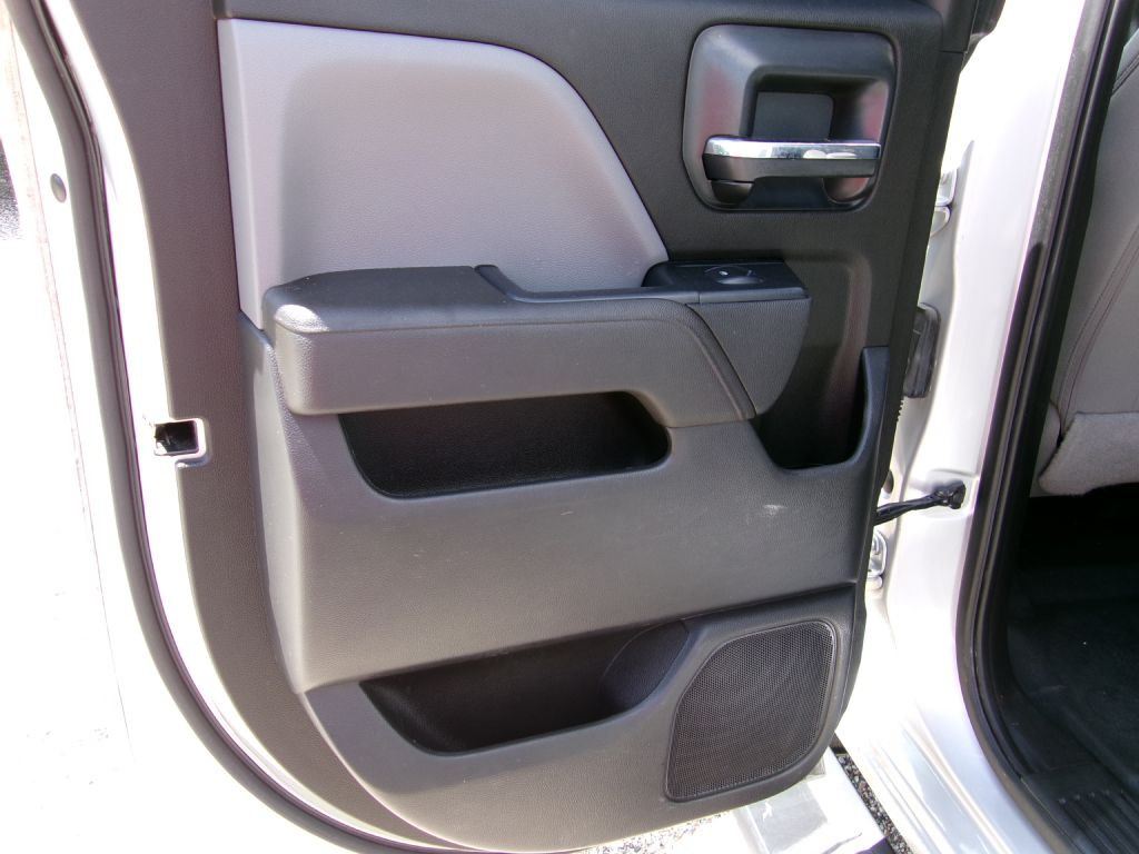 2017 GMC Sierra Image 8