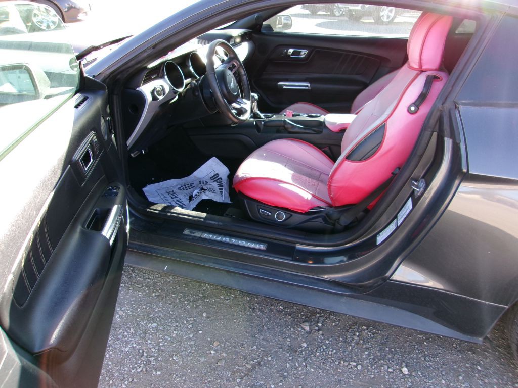 2015 Ford Mustang Image 5