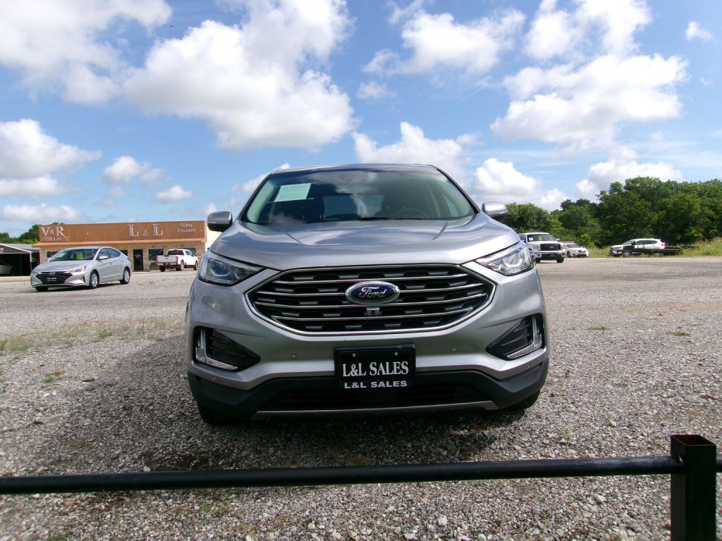 2022 Ford Edge Image 2