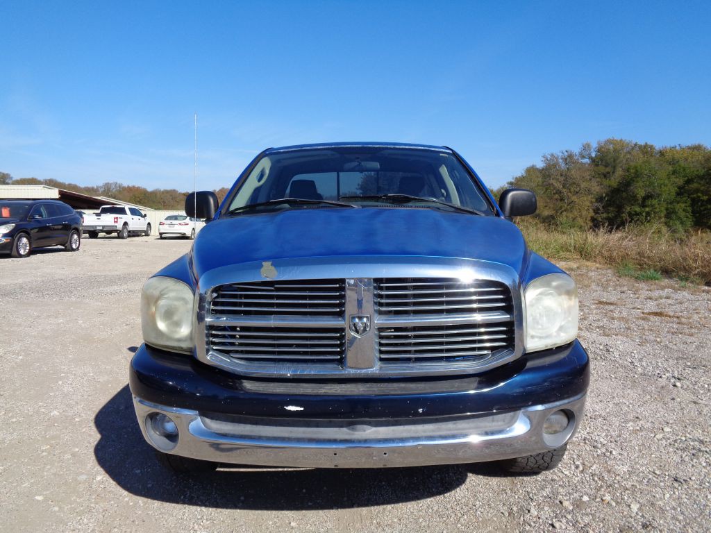 2008 Dodge Ram 1500 Image 2