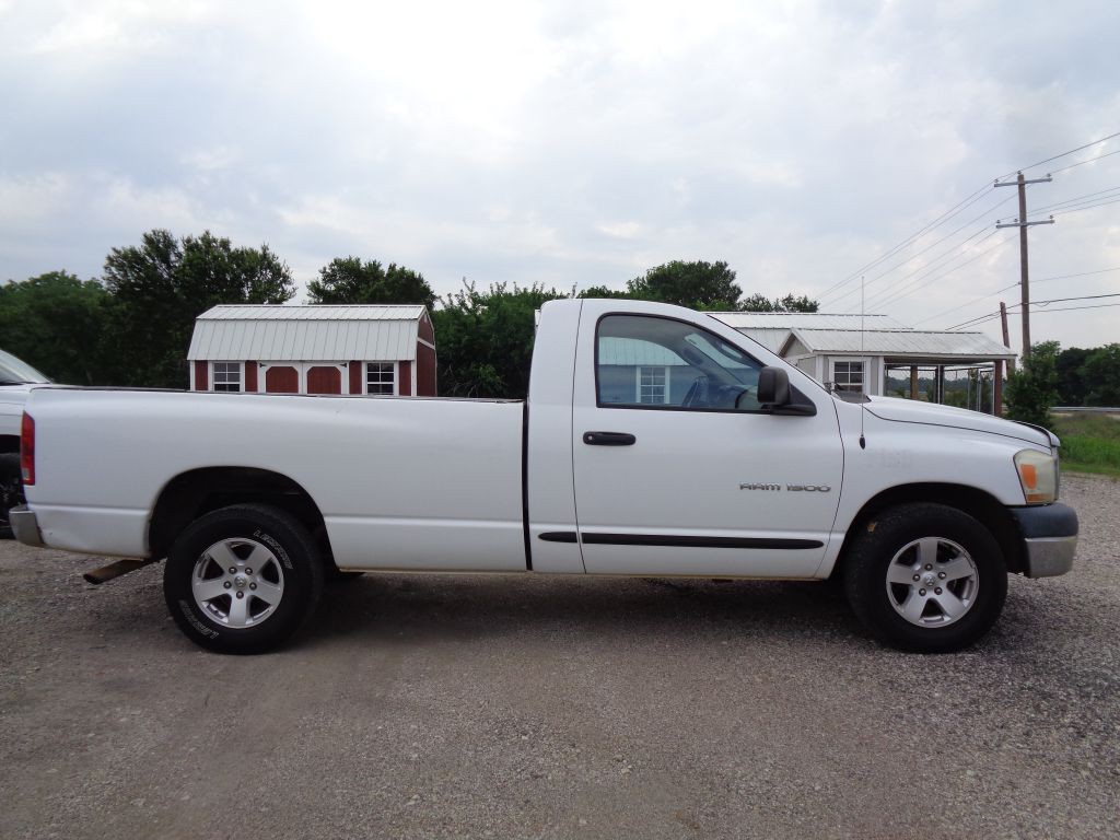 2006 Dodge Ram 1500 Image 2