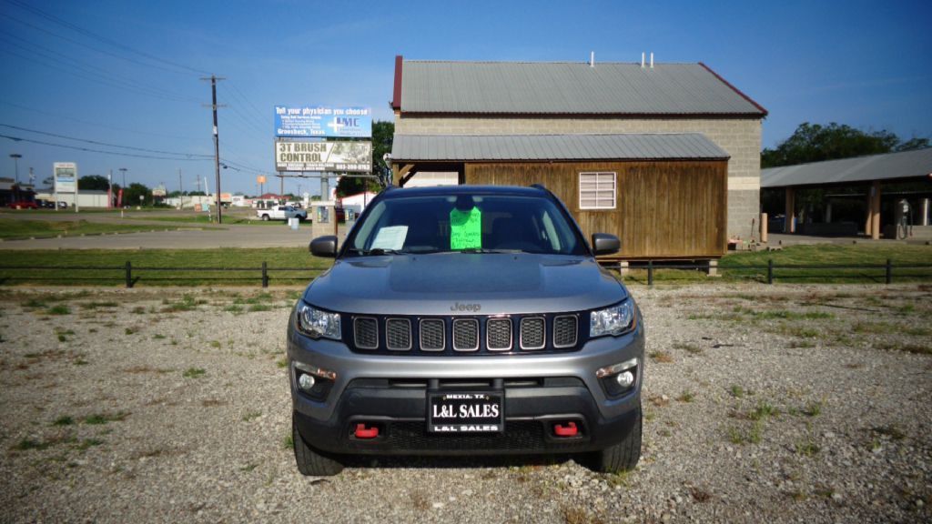 2018 Jeep Compass Image 2