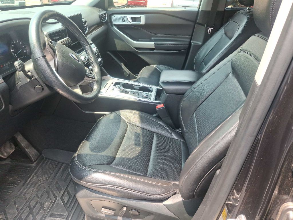 2021 Ford Explorer Image 5