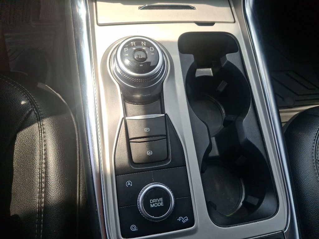 2021 Ford Explorer Image 6