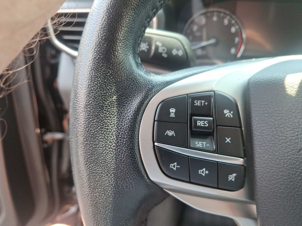2021 Ford Explorer Image 8
