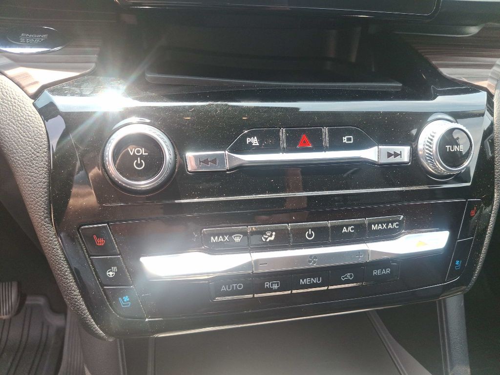 2021 Ford Explorer Image 15