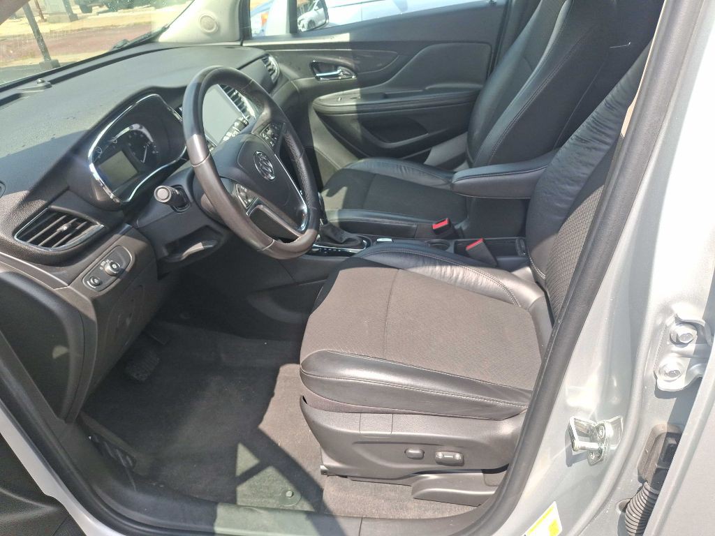 2017 Buick Enclave Image 5