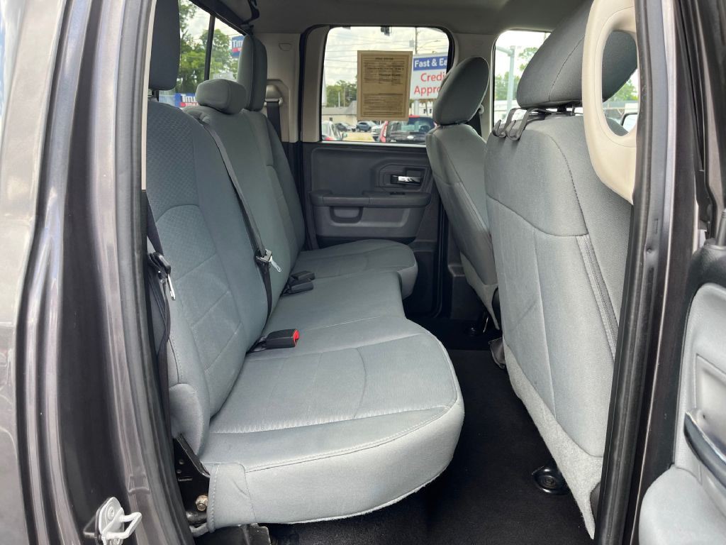 2014 RAM 1500 Image 11