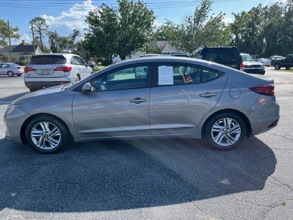 2020 Hyundai Elantra Image 5