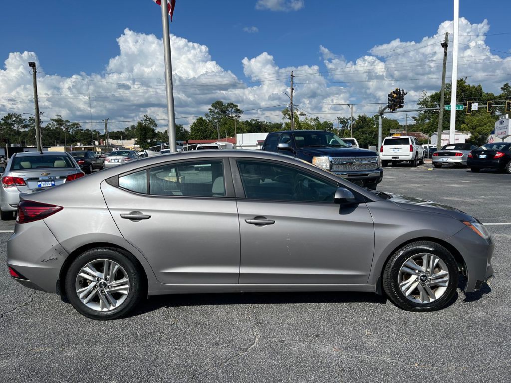 2020 Hyundai Elantra Image 6