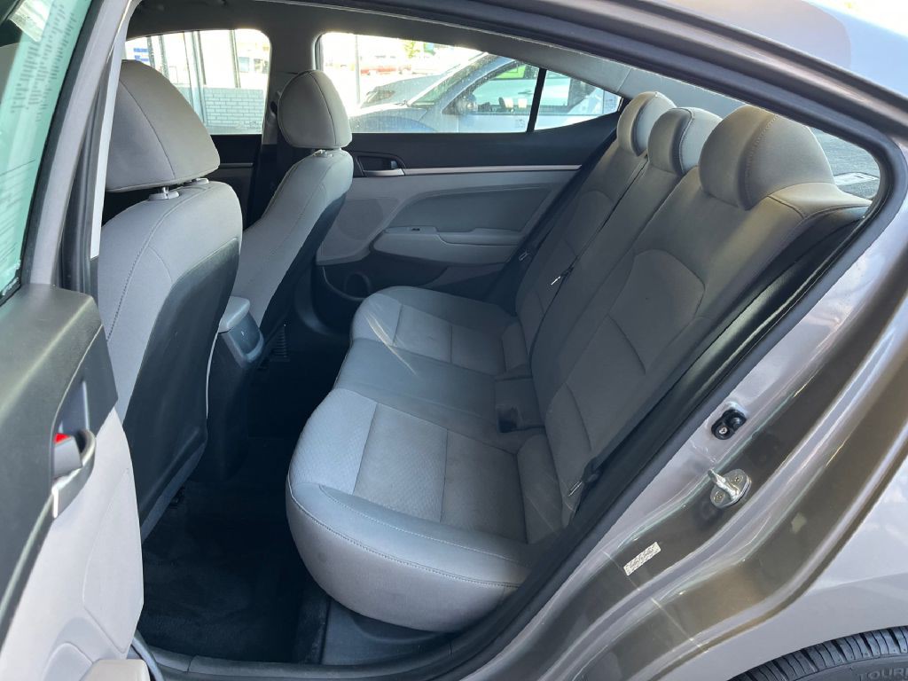2020 Hyundai Elantra Image 9