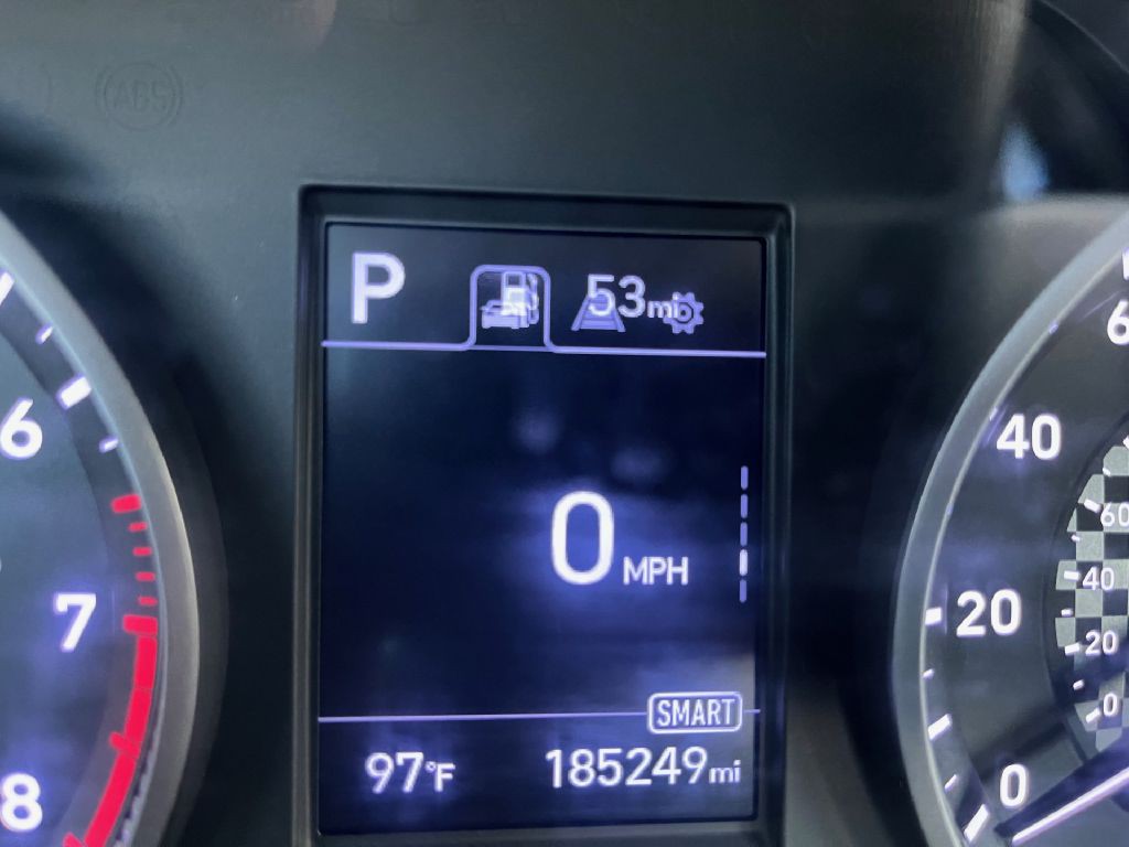 2020 Hyundai Elantra Image 12