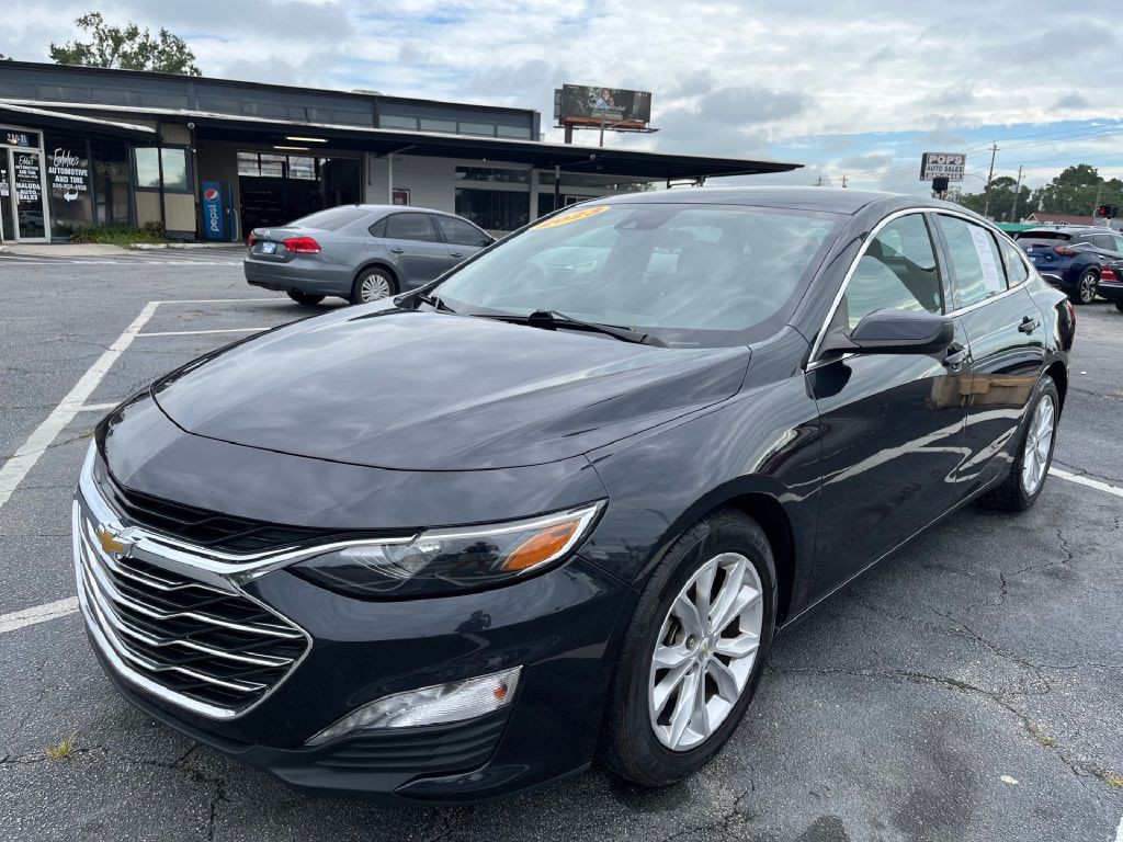 2023 Chevrolet Malibu Image 2