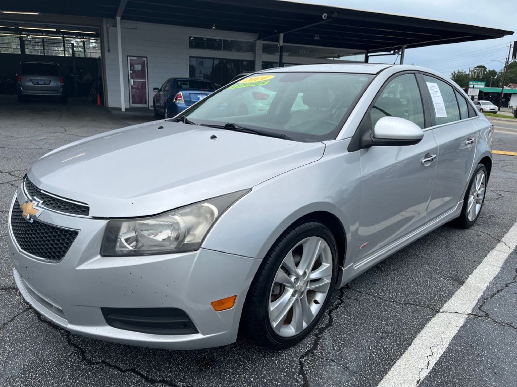 2014 Chevrolet Cruze Image 2