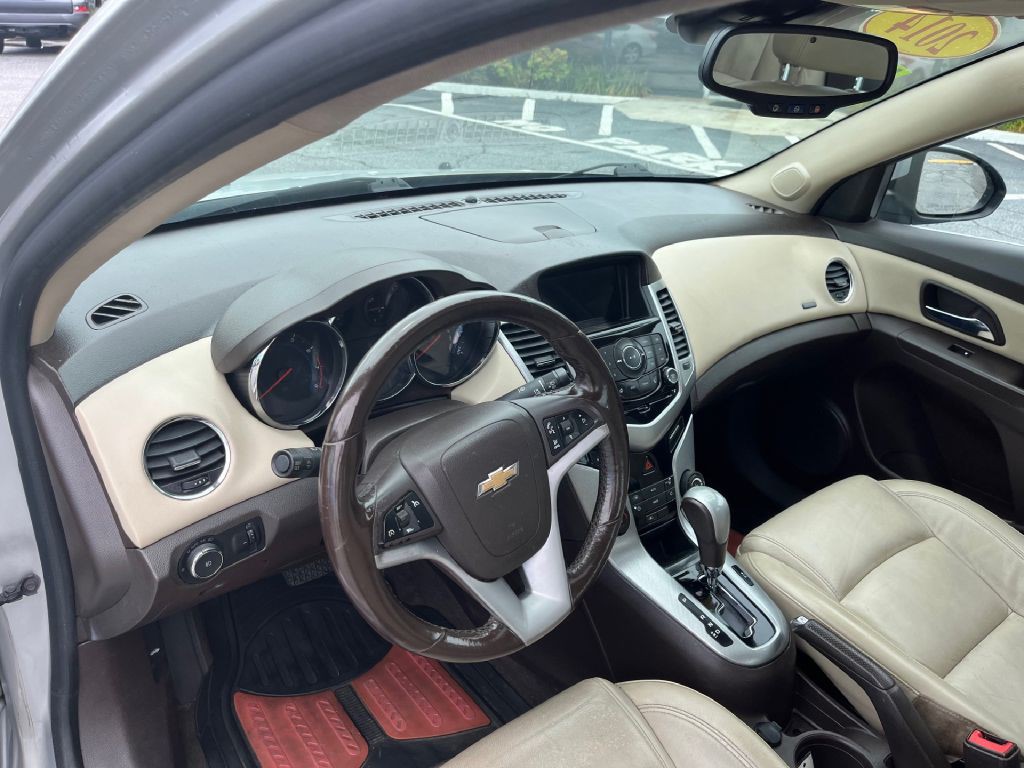 2014 Chevrolet Cruze Image 7