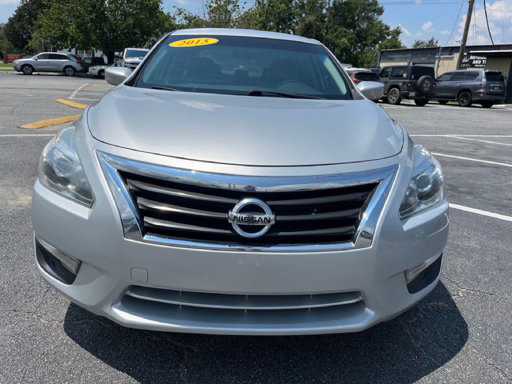 2015 Nissan Altima Image 3
