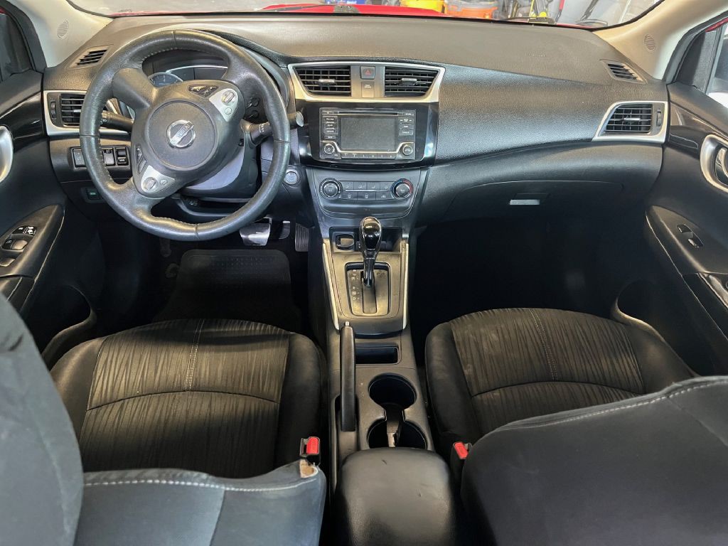 2016 Nissan Sentra Image 11