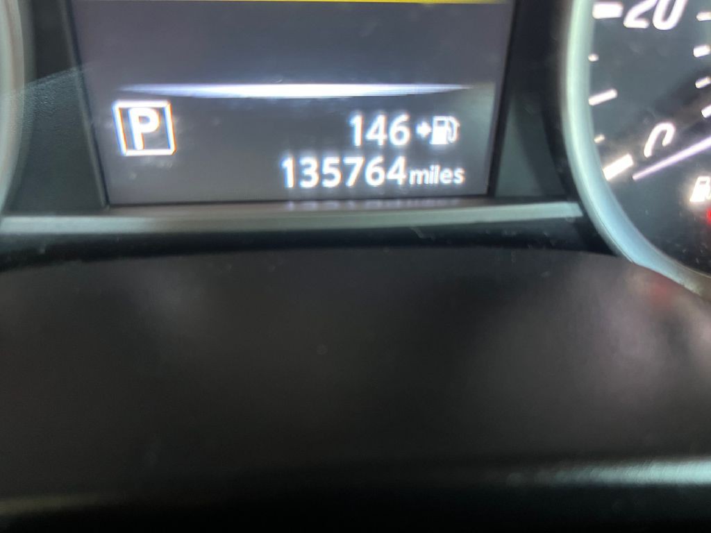 2016 Nissan Sentra Image 14
