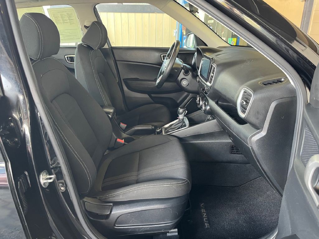 2022 Hyundai Venue Image 10
