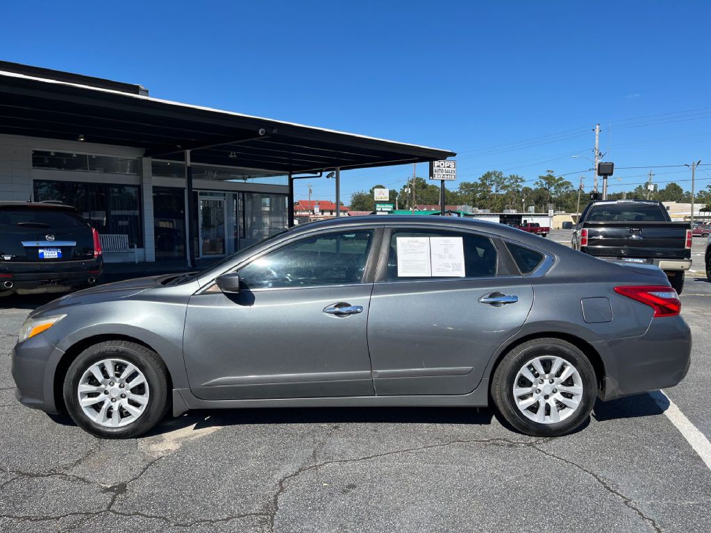 2016 Nissan Altima Image 1