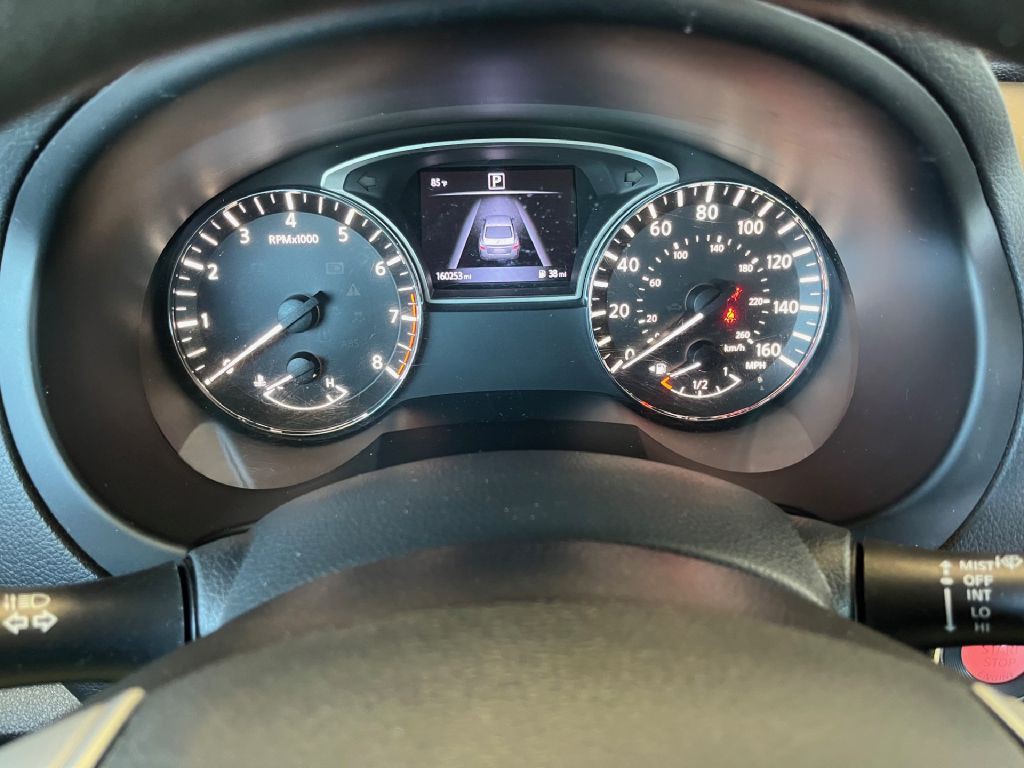 2016 Nissan Altima Image 12