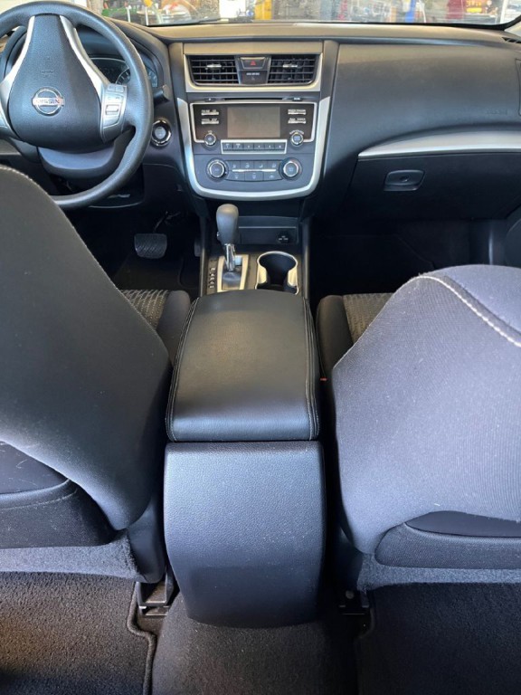 2016 Nissan Altima Image 13