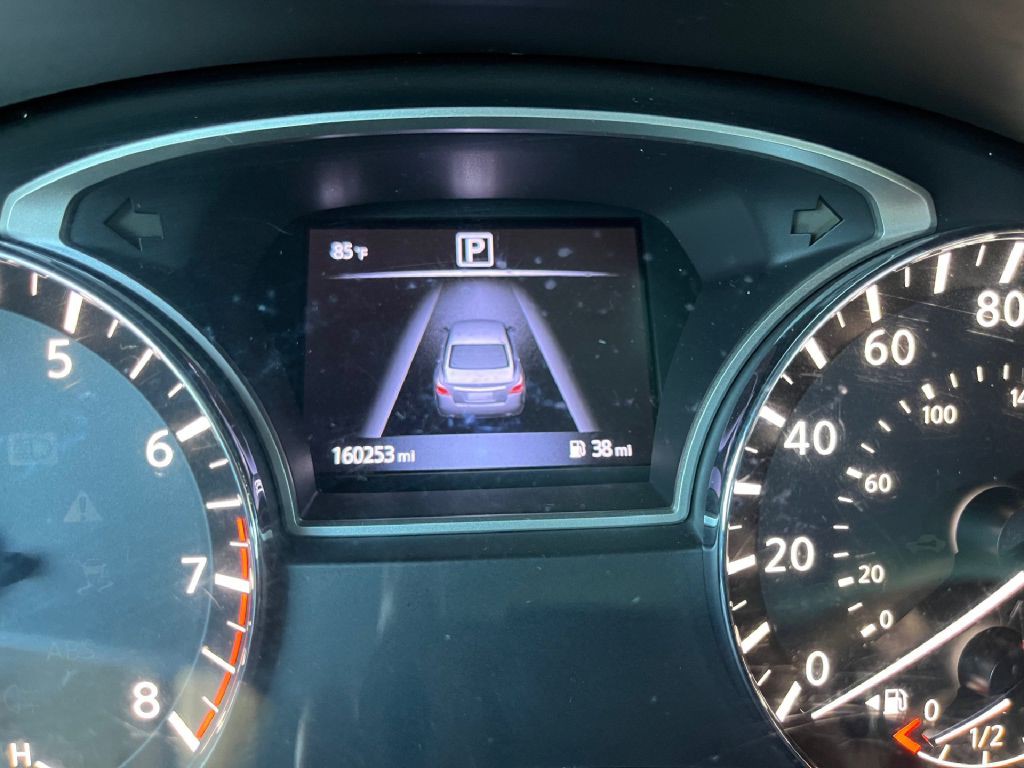 2016 Nissan Altima Image 17